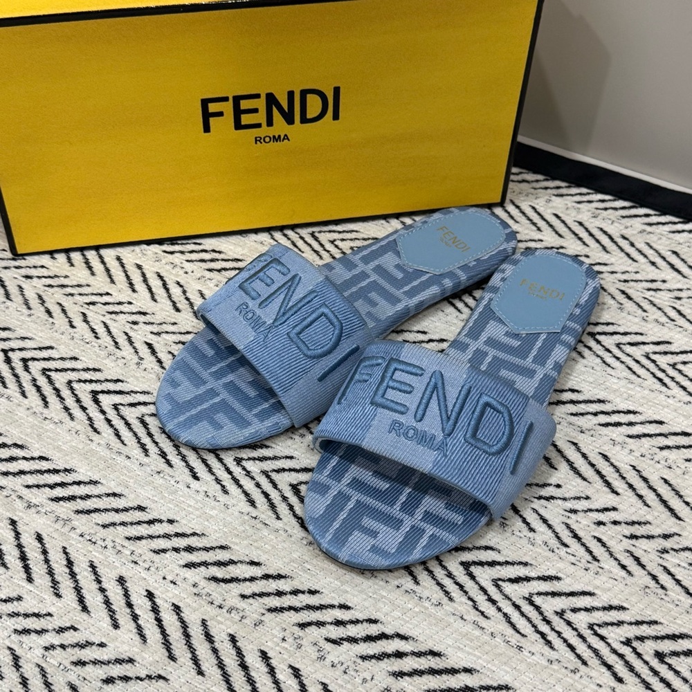 Fendi Women's Blue Authentic Sandals